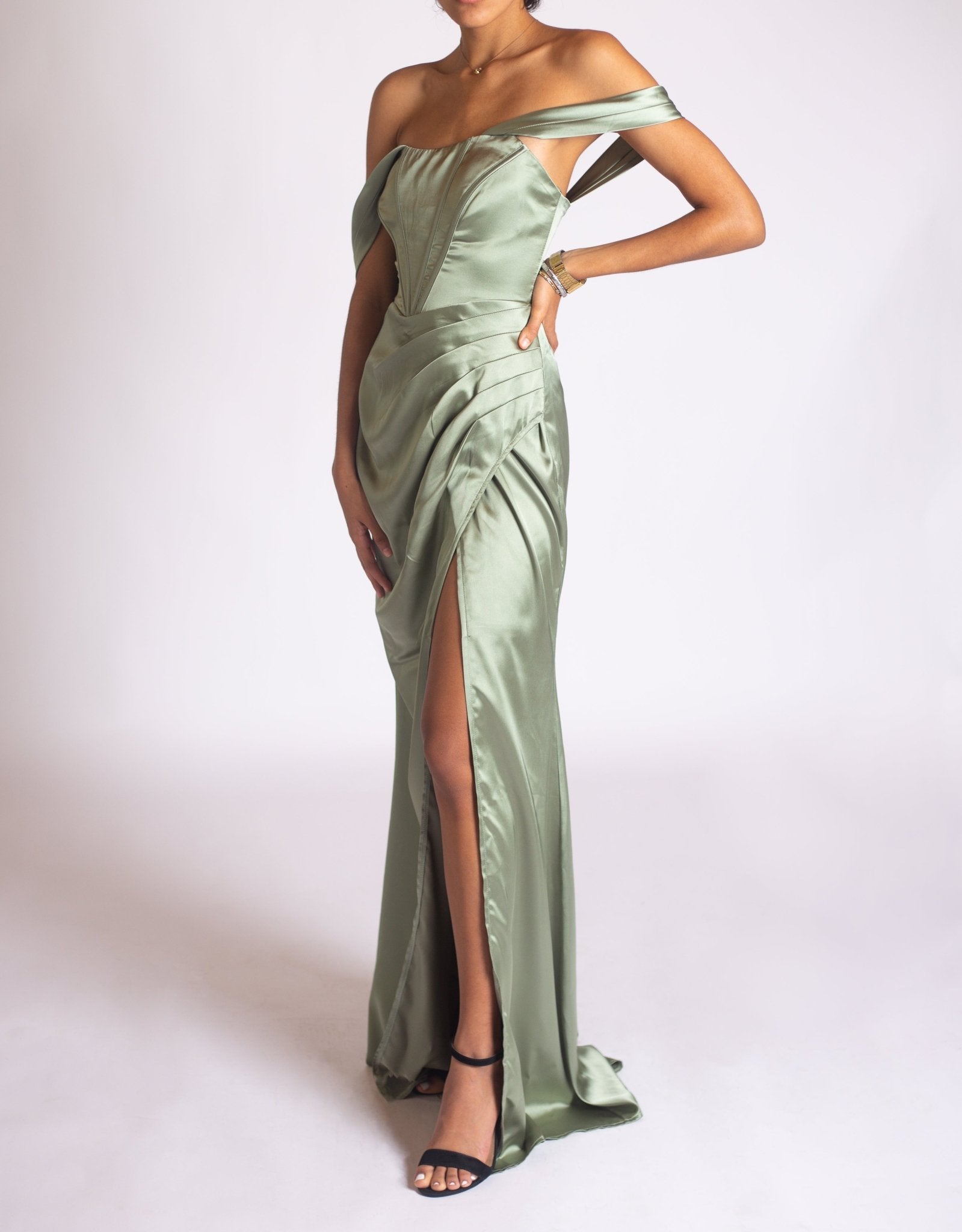 Laiah - verde - Cindel vestidos maxi, midi, mini, para toda ocasion, largos, de fiesta, de boda