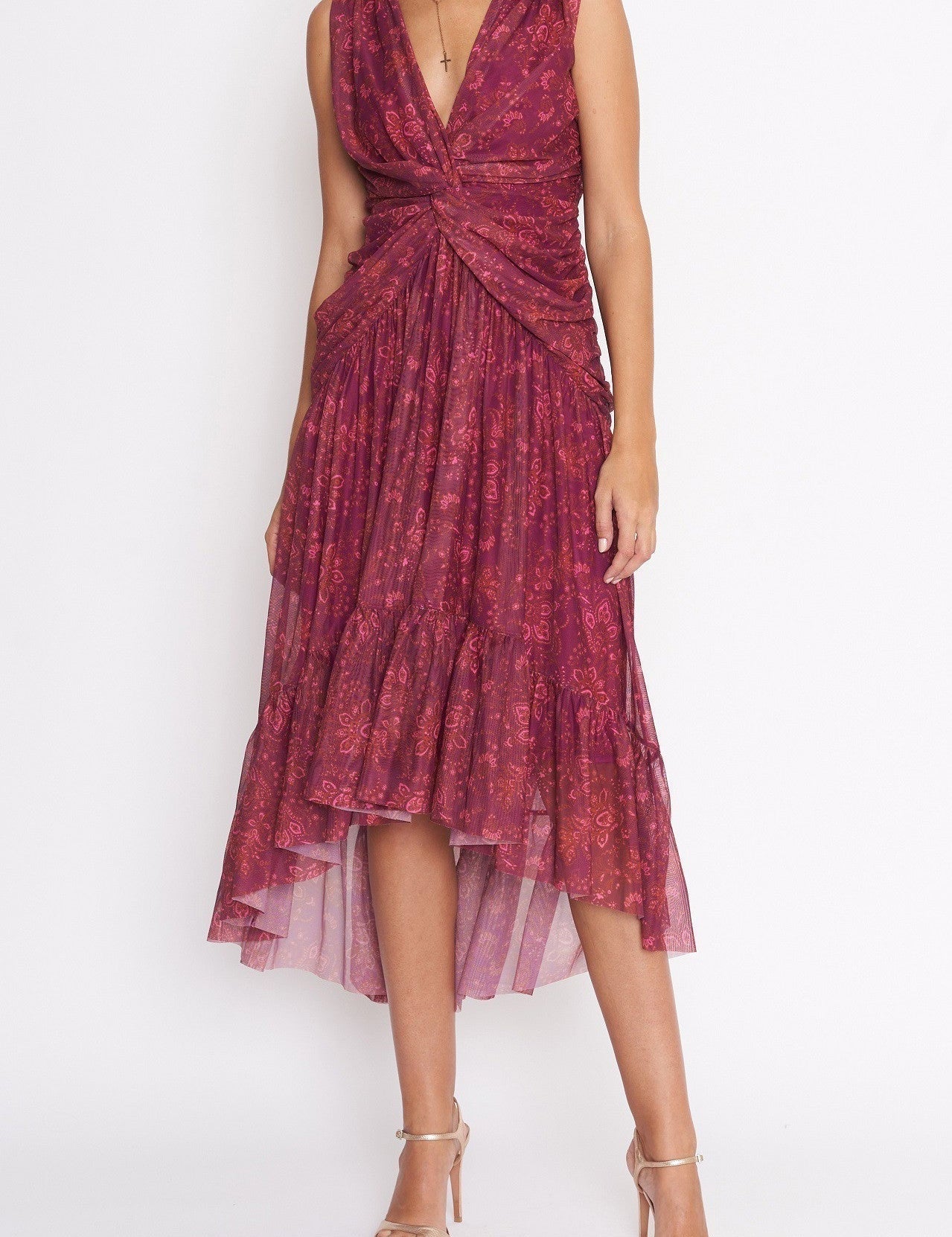 30 Vestidos por Menos de $2000 que Lucen Lujosos y Atraen Elogios de Verdad - Cindel