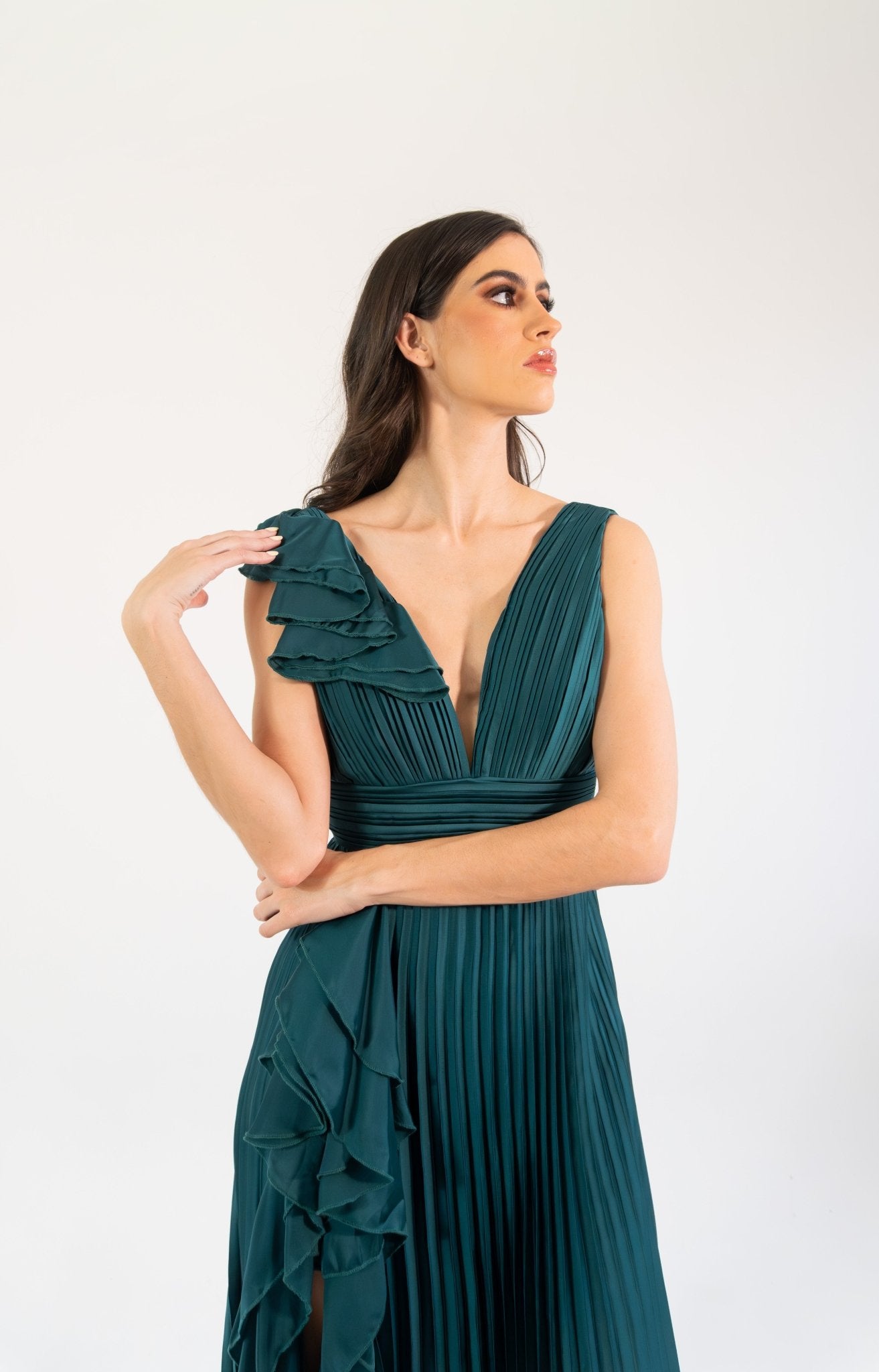 Dorota - verde satin - Cindel vestidos maxi, midi, mini, para toda ocasion, largos, de fiesta, de boda