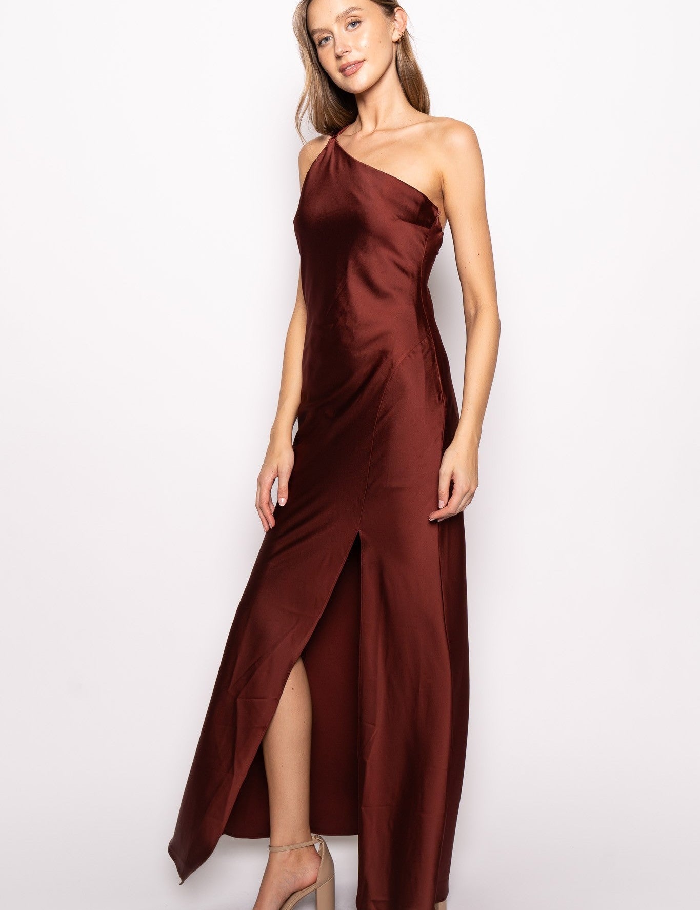 Emiliana - rojo - Cindel vestidos maxi, midi, mini, para toda ocasion, largos, de fiesta, de boda