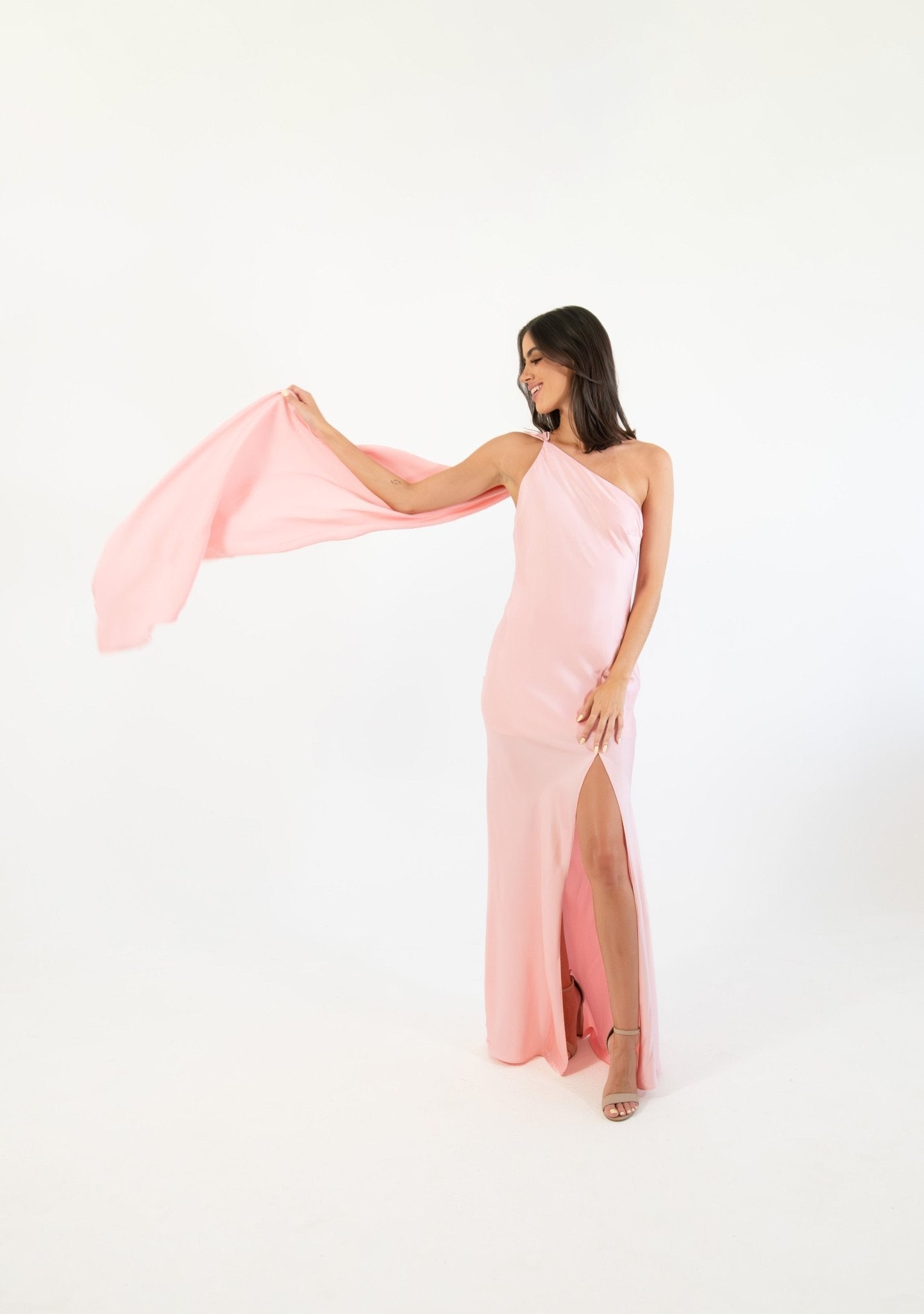 Emiliana - rosa - Cindel vestidos maxi, midi, mini, para toda ocasion, largos, de fiesta, de boda