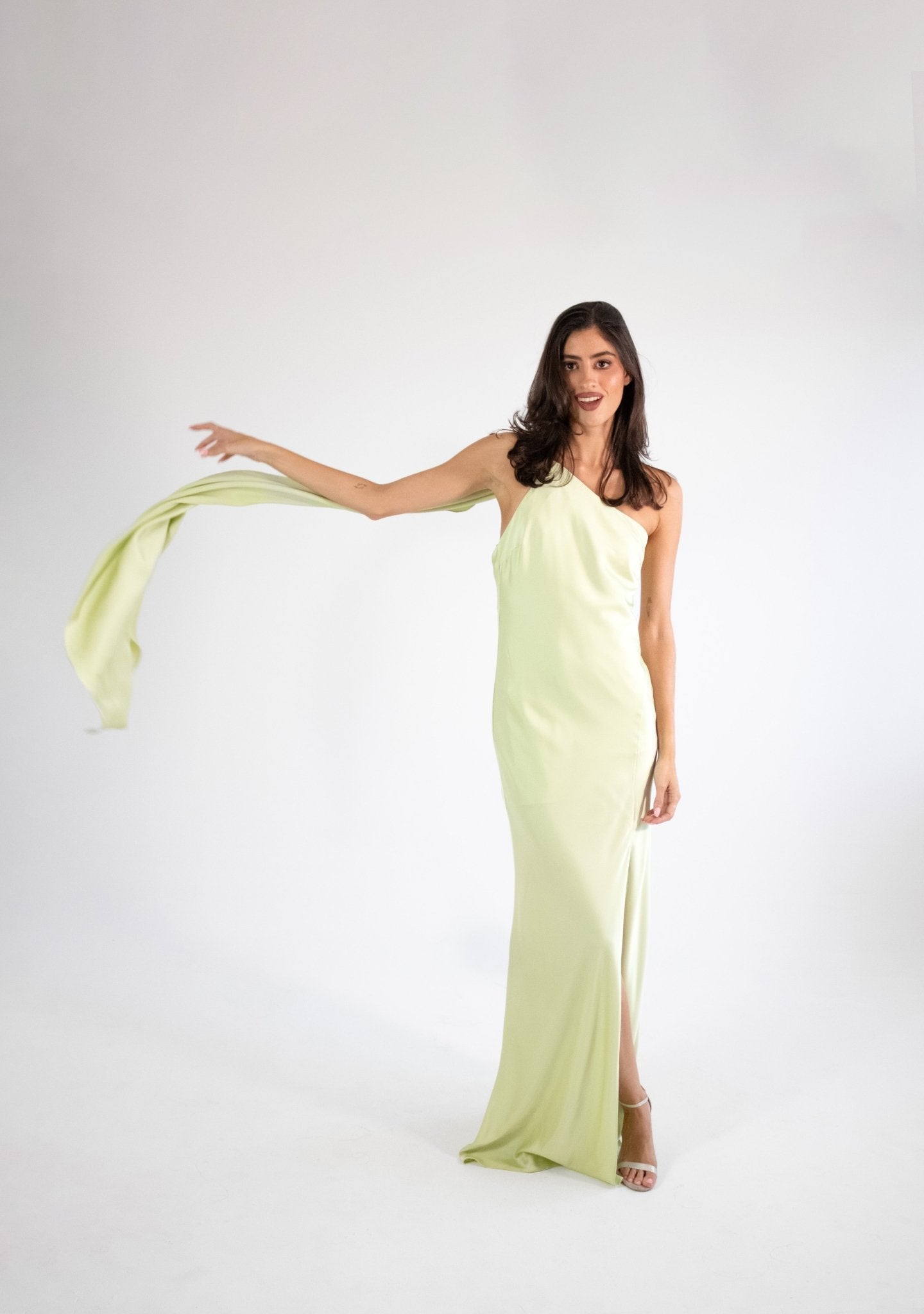 Emiliana - sage - Cindel vestidos maxi, midi, mini, para toda ocasion, largos, de fiesta, de boda