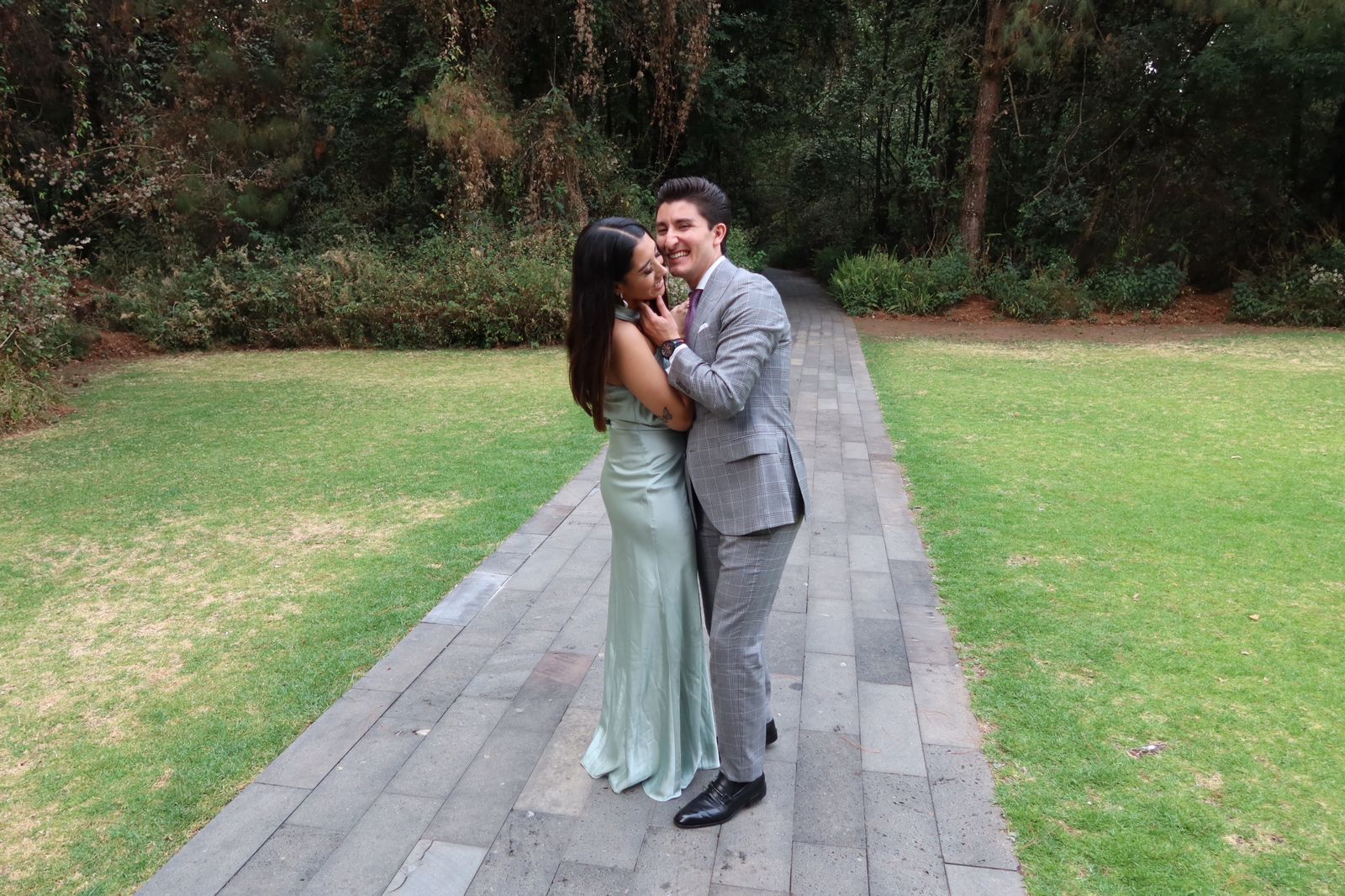 Erin - sage - Cindel vestidos maxi, midi, mini, para toda ocasion, largos, de fiesta, de boda