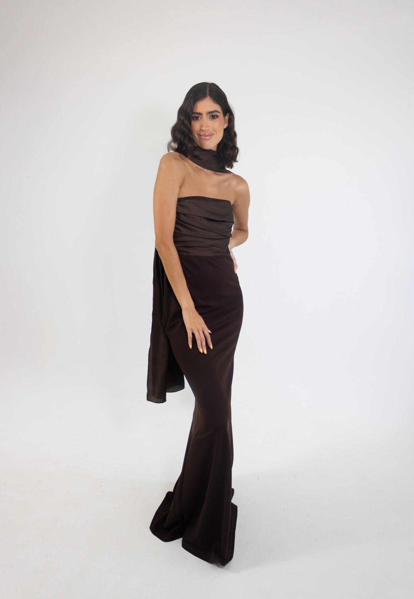 Estela - cafe - Cindel vestidos maxi, midi, mini, para toda ocasion, largos, de fiesta, de boda