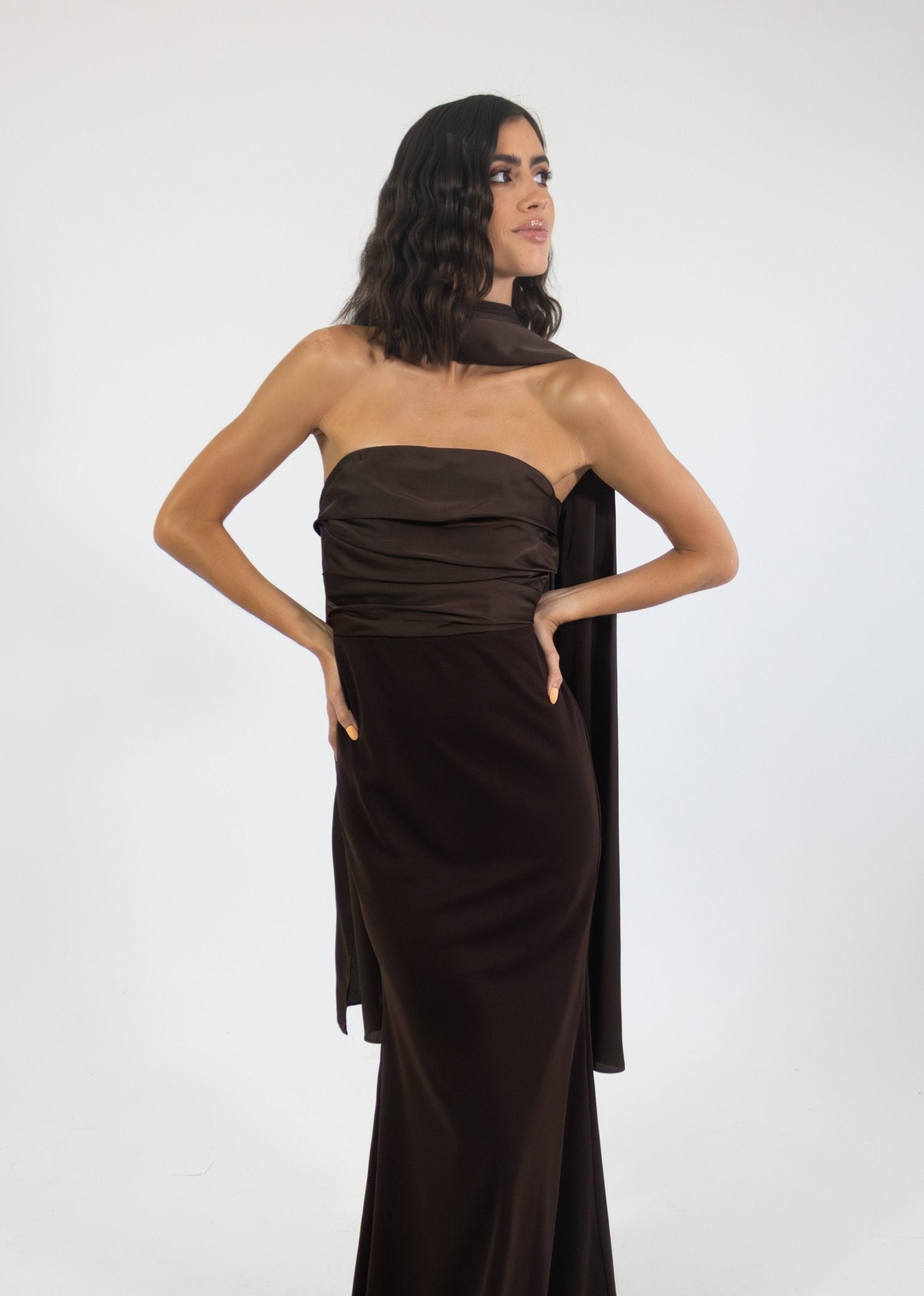 Estela - cafe - Cindel vestidos maxi, midi, mini, para toda ocasion, largos, de fiesta, de boda