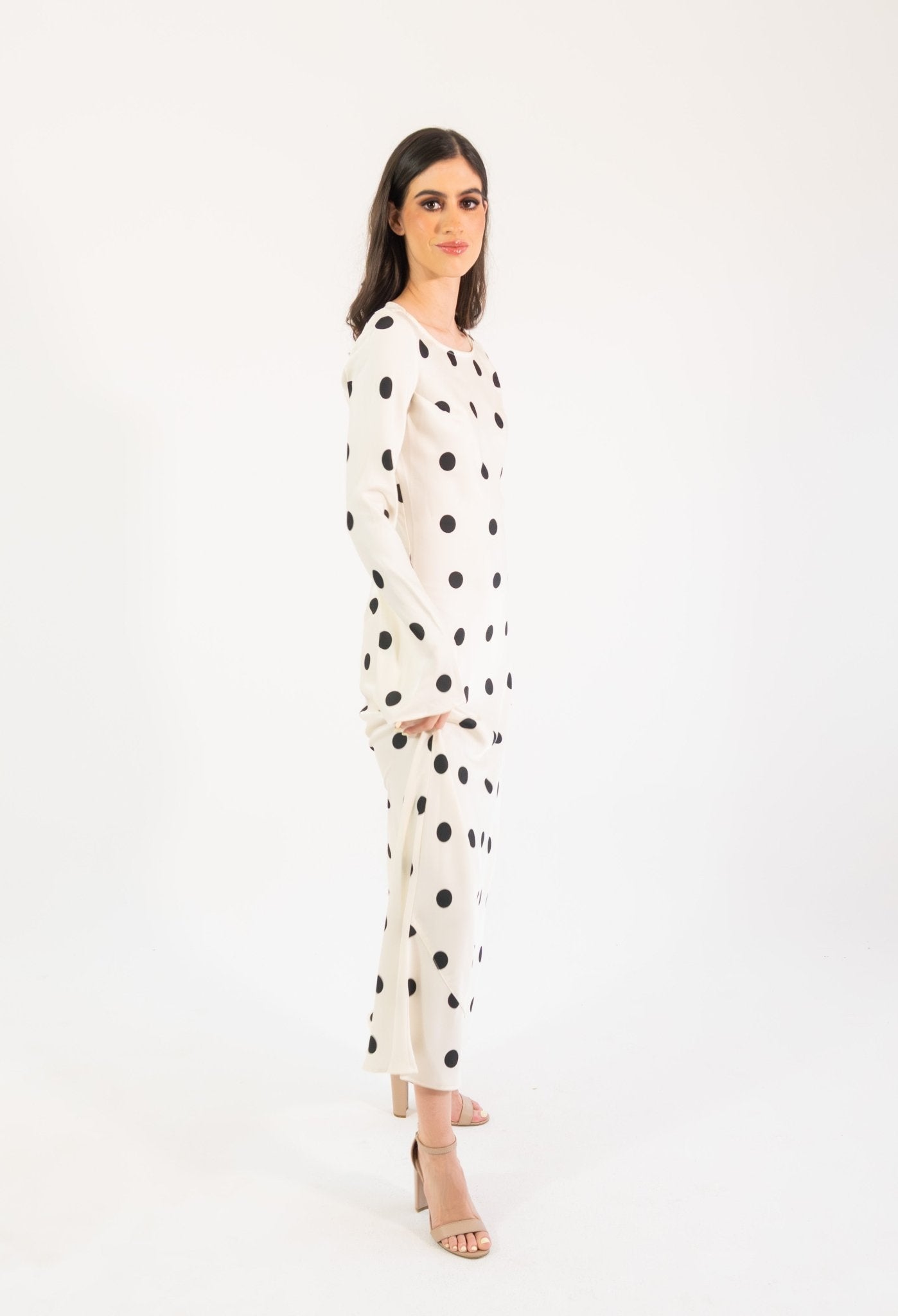 Georgie polka - blanco - Cindel vestidos maxi, midi, mini, para toda ocasion, largos, de fiesta, de boda