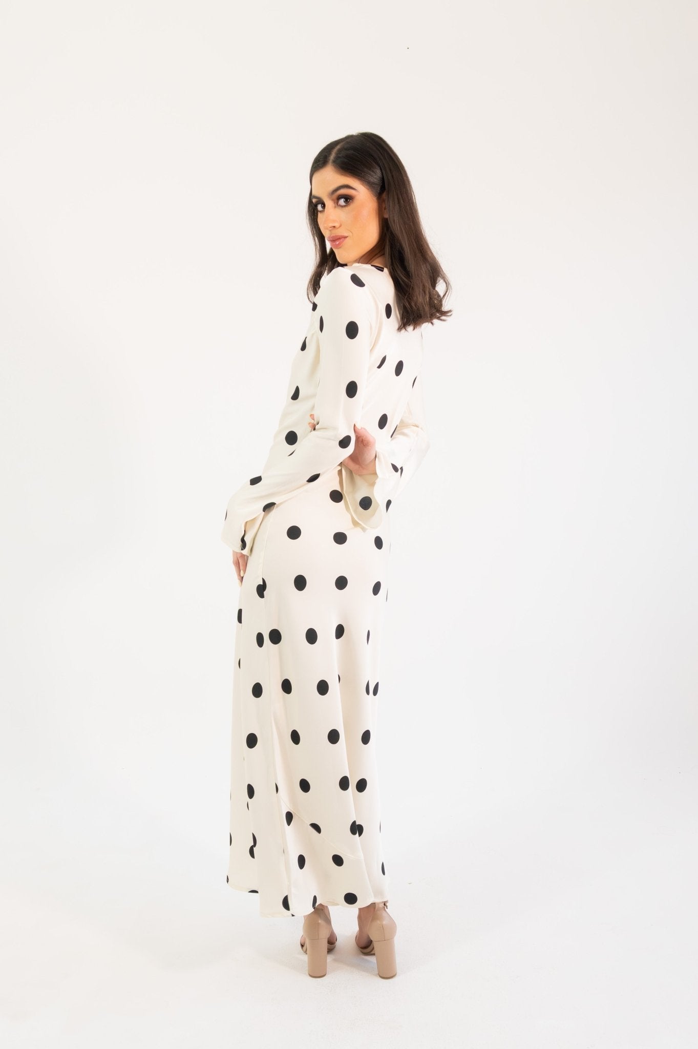 Georgie polka - blanco - Cindel vestidos maxi, midi, mini, para toda ocasion, largos, de fiesta, de boda