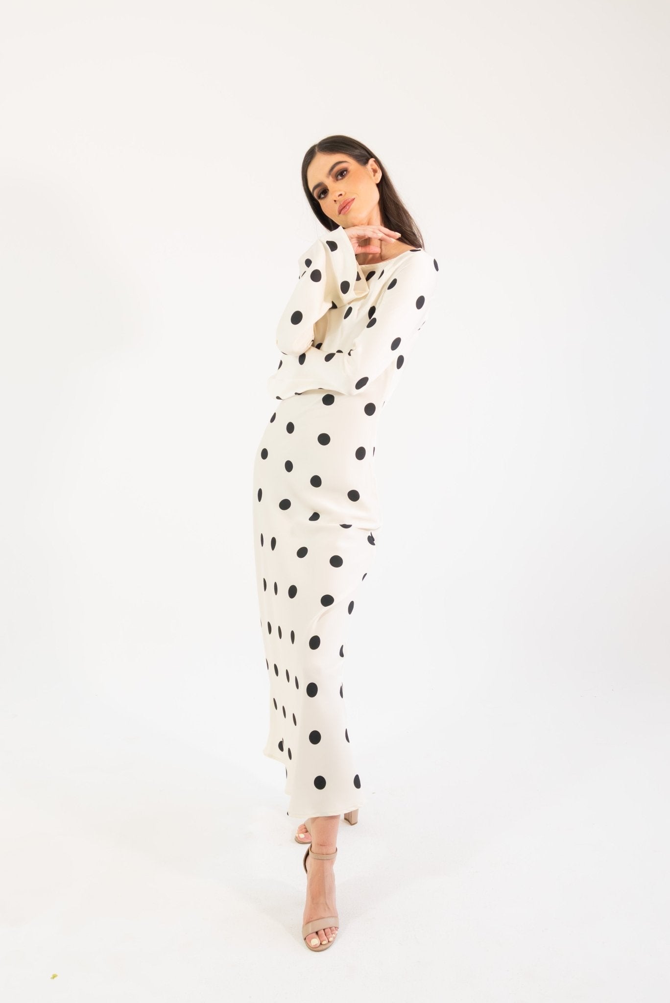 Georgie polka - blanco - Cindel vestidos maxi, midi, mini, para toda ocasion, largos, de fiesta, de boda