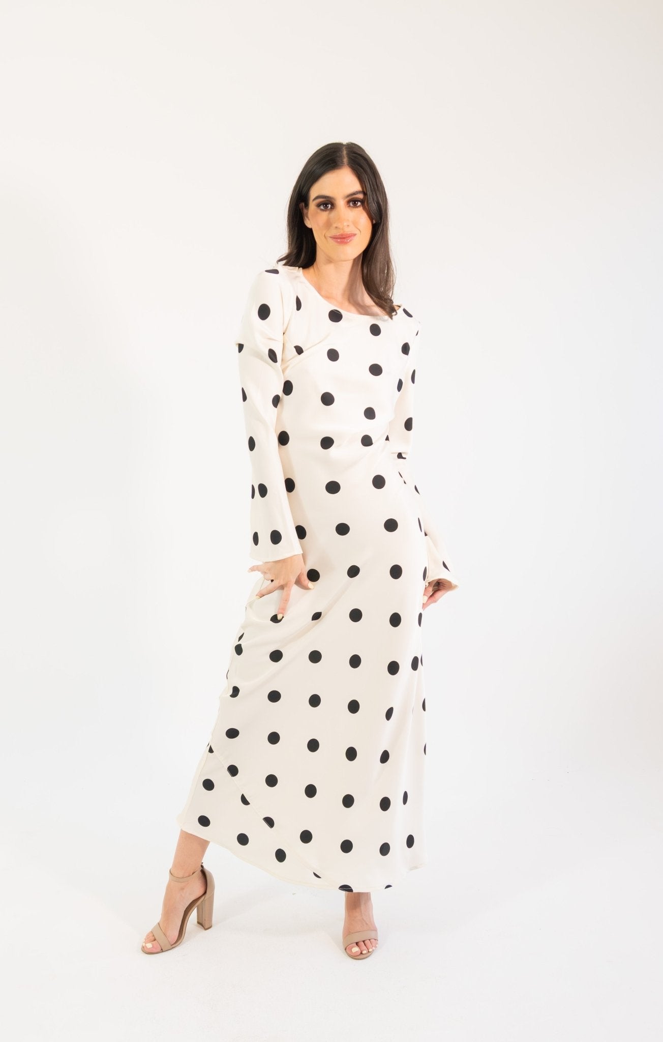 Georgie polka - blanco - Cindel vestidos maxi, midi, mini, para toda ocasion, largos, de fiesta, de boda