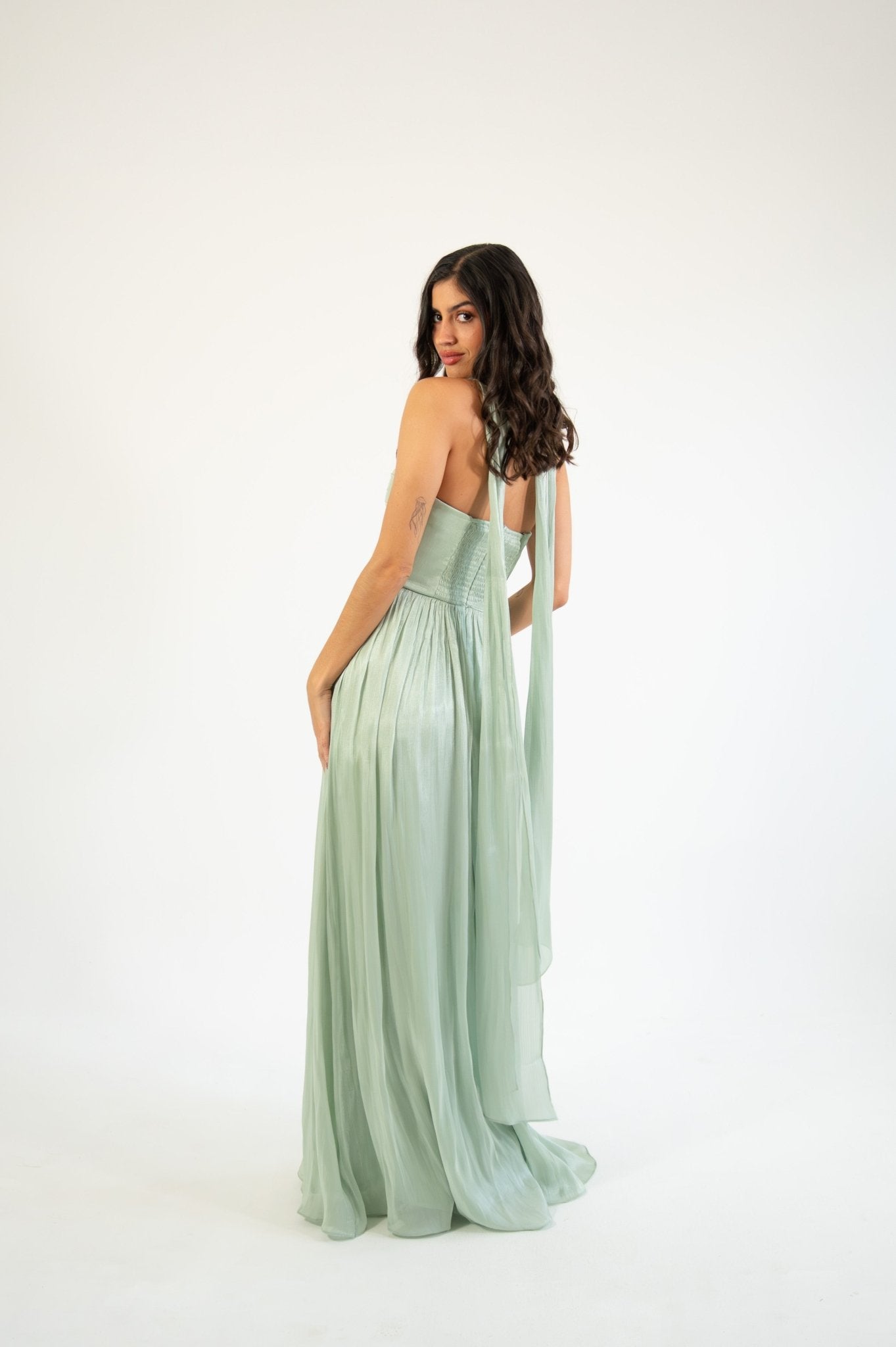 Nesta - verde - Cindel vestidos maxi, midi, mini, para toda ocasion, largos, de fiesta, de boda