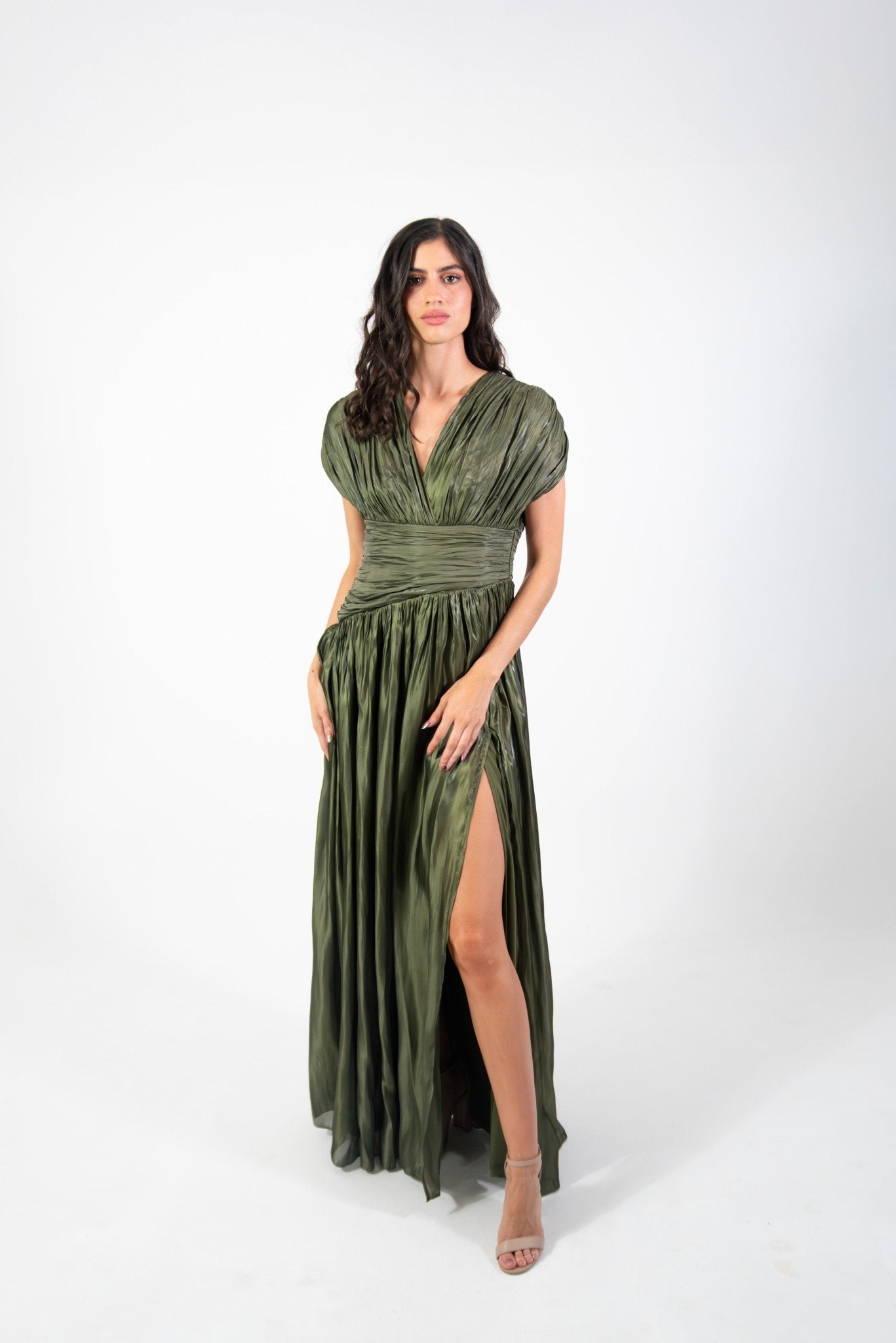 Regina - verde olivo - Cindel vestidos maxi, midi, mini, para toda ocasion, largos, de fiesta, de boda
