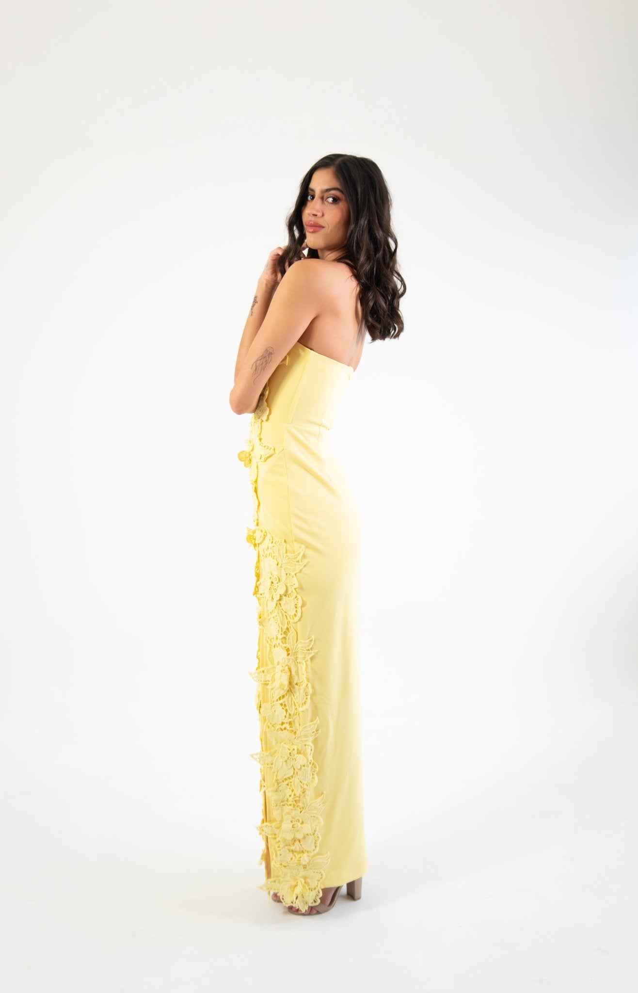 Thesa - amarillo - Cindel vestidos maxi, midi, mini, para toda ocasion, largos, de fiesta, de boda