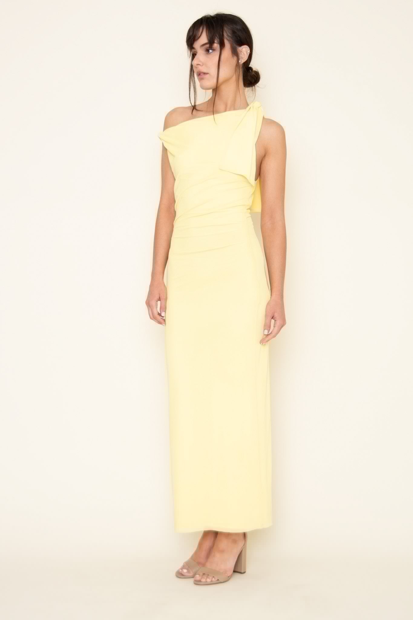 Titi - amarillo - Cindel vestidos maxi, midi, mini, para toda ocasion, largos, de fiesta, de boda