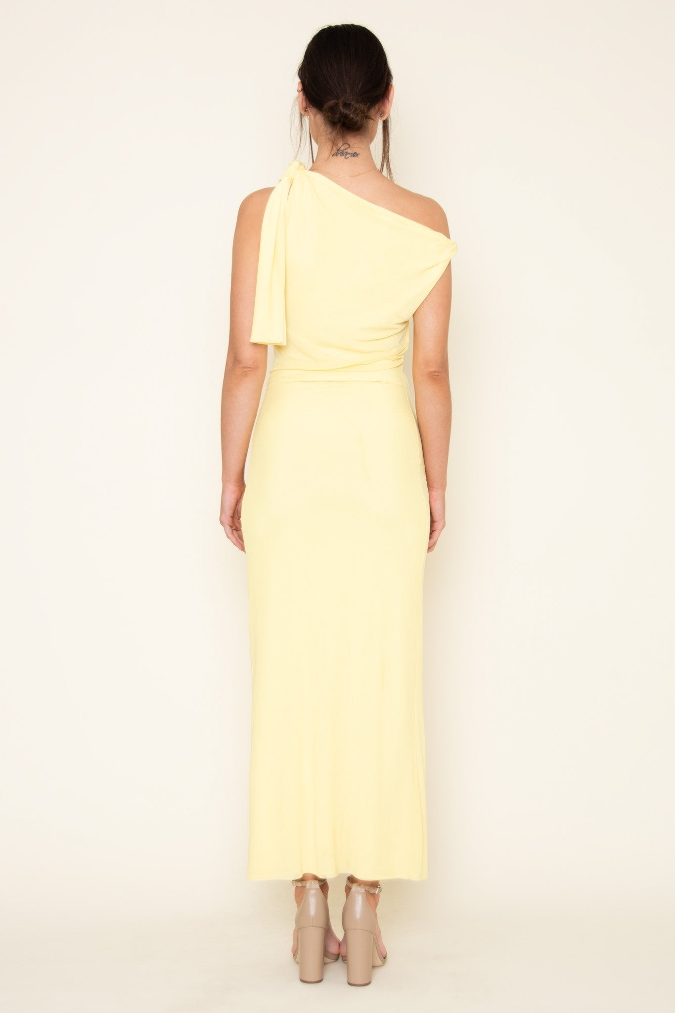 Titi - amarillo - Cindel vestidos maxi, midi, mini, para toda ocasion, largos, de fiesta, de boda