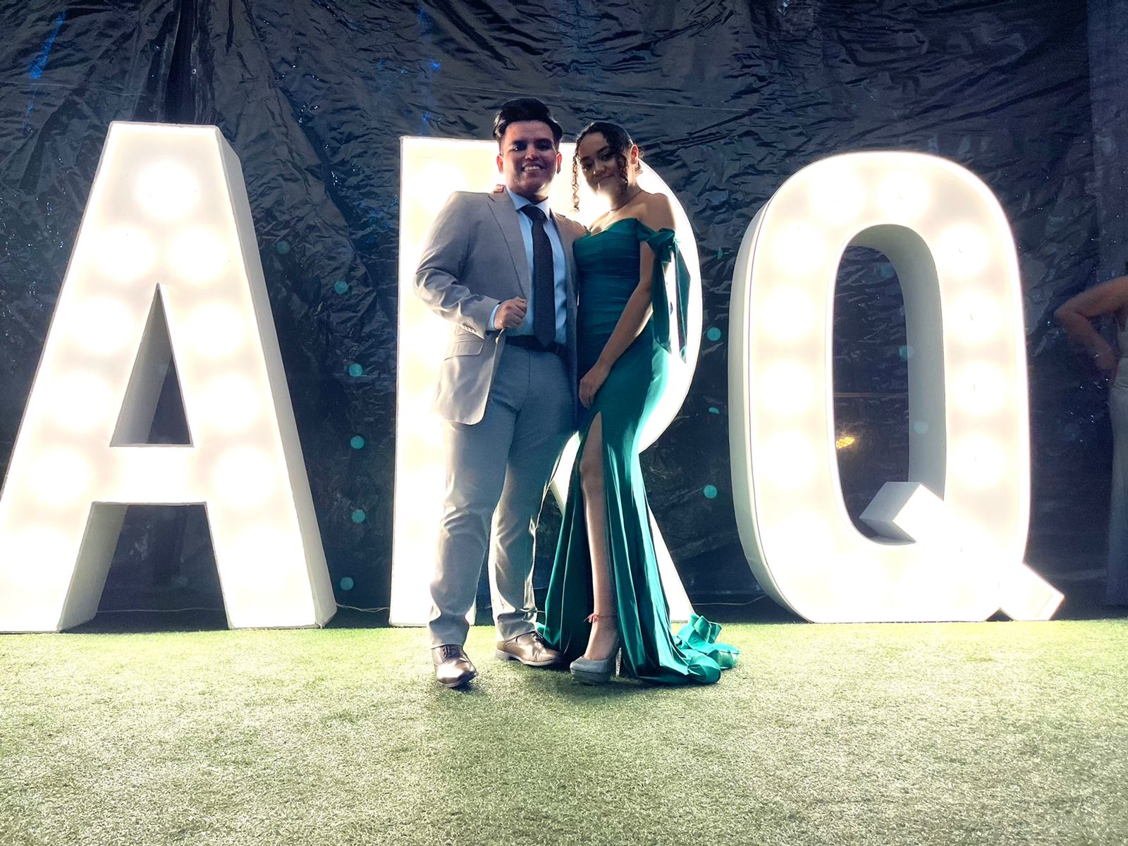 Arita - verde esmeralda - Cindel vestidos maxi, midi, mini, para toda ocasion, largos, de fiesta, de boda